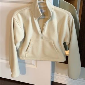 Fleece cropped sweater